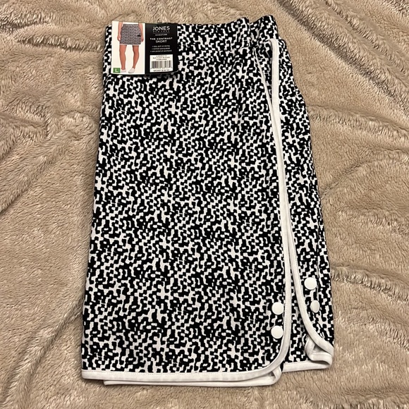 JONES NEW YORK The Contrast Skort Black Fuzzy Blocks - Picture 5 of 8